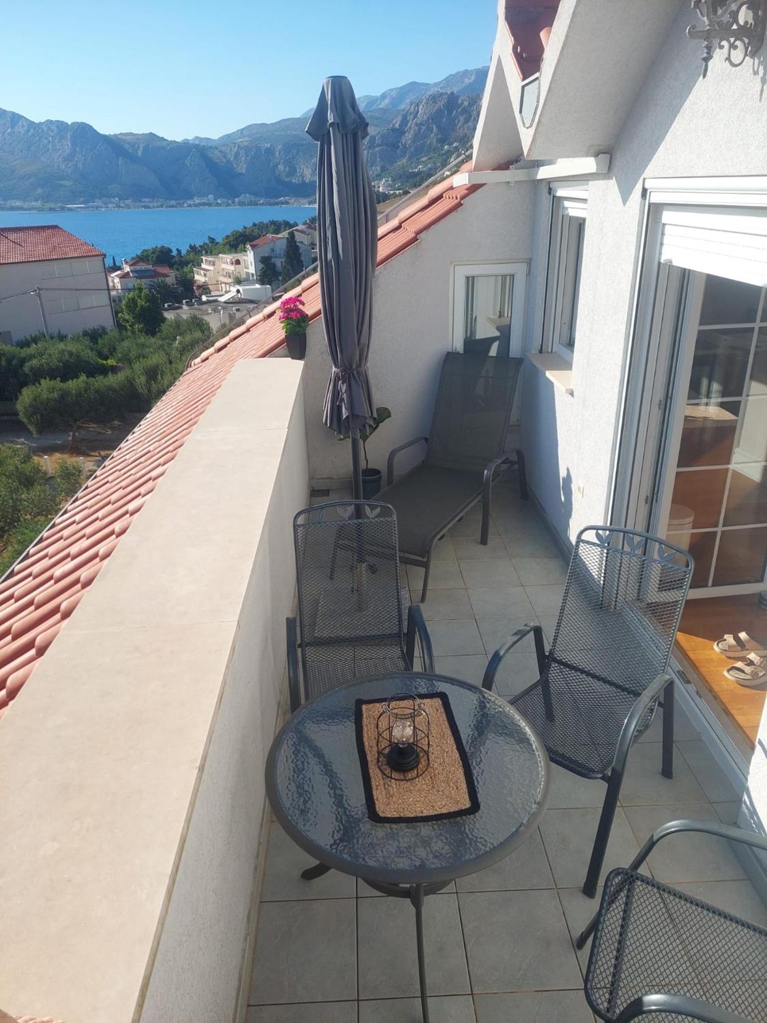 Omis Dream House Blue Sky Apartment Exterior photo